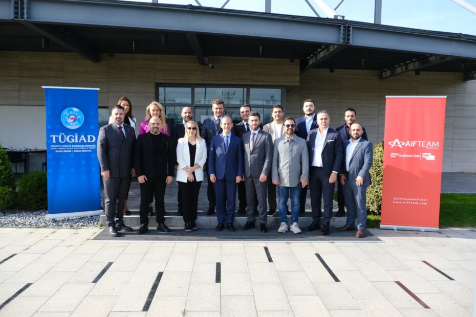 TÜGİAD BURSA ŞUBESİ, DİJİTAL GELECEĞİN KODLARINI MASAYA YATIRDI Gelen Kutusu