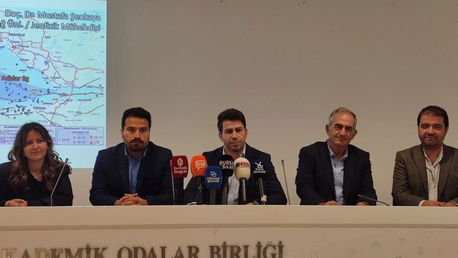 BURSA’DA KENT MİRASLARININ ORTAYA ÇIKARILMASINI  DESTEKLİYORUZ