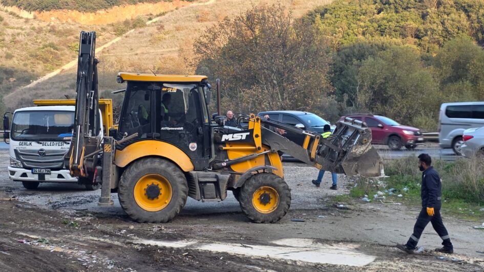 Gemlik’te 22 Noktada Kapsamlı Çevre Temizliği