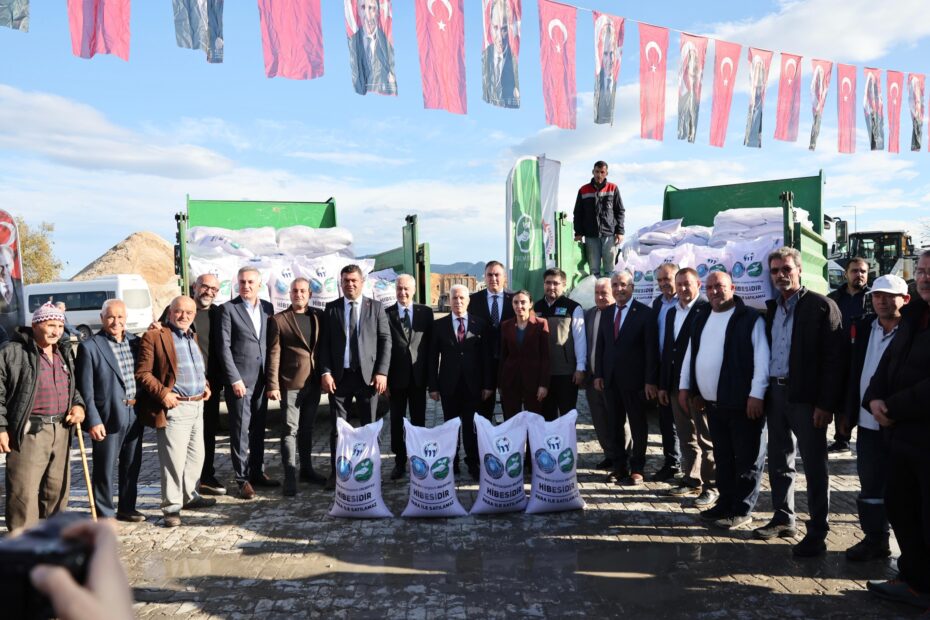 BURSALI ÇİFTÇİNİN YÜZÜ GÜLÜYOR