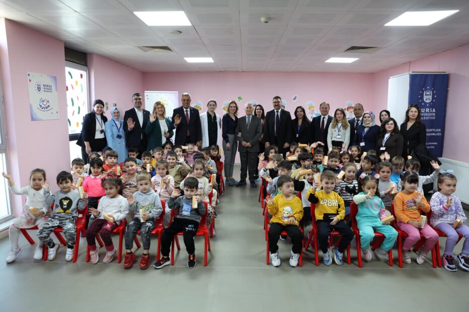 BURSA YUVAM’DA SAĞLIKLI GÜLÜŞ ZAMANI