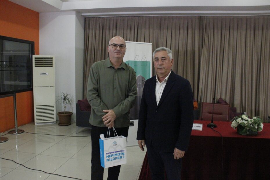 Faruk Duman, Nilüfer’de yazarlık serüvenini ve “Balıklarla İlgili Rivayet”i anlattı