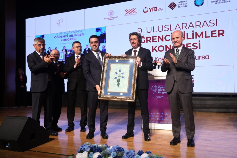 Uluslararası Öğrenci Bilimler Kongresi’nin 9.su BUÜ ev sahipliğinde gerçekleştiriliyor