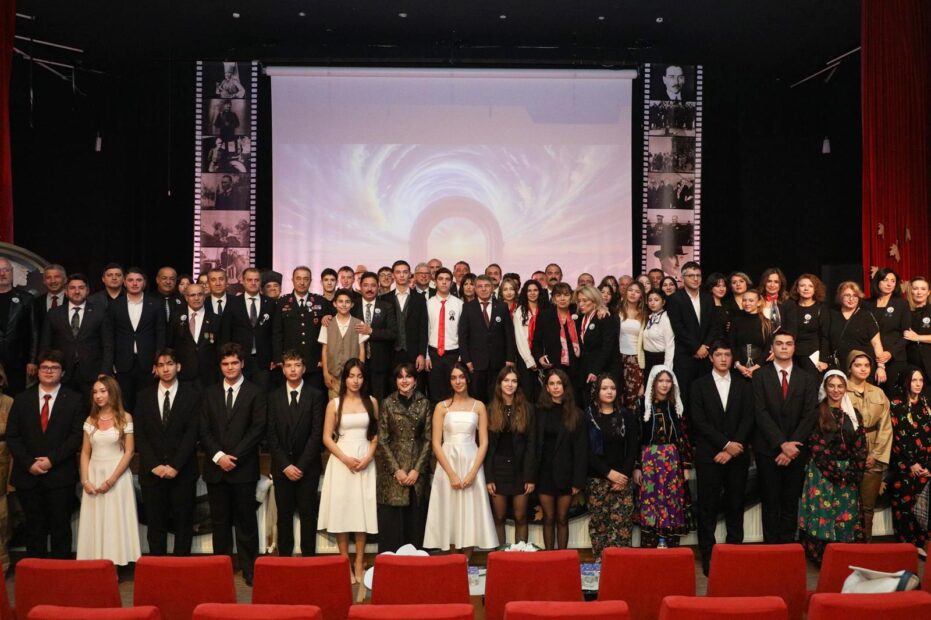 MUDANYA TEK YÜREK ATATÜRK’Ü ANDI