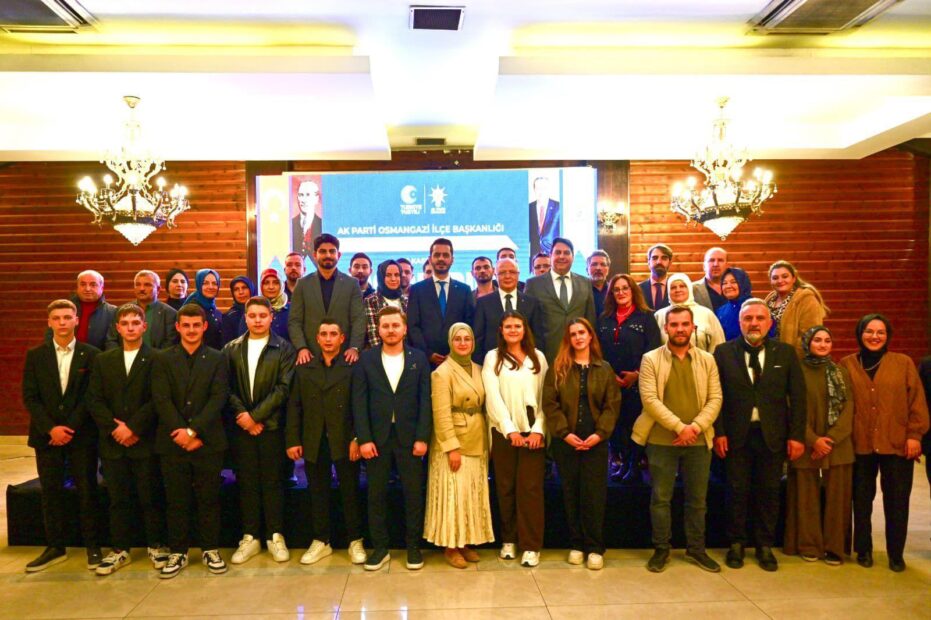 AK Parti Bursa’ya Rekor Yeni Üye Katılımı