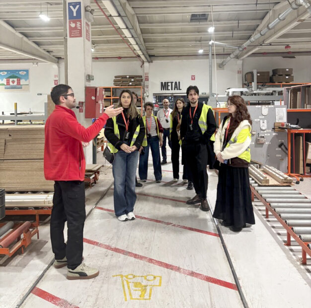 Genç Tasarımcılar Çilek’te: Hayalin Ürüne Dönüştüğü Süreci Yerinde Gözlemlediler