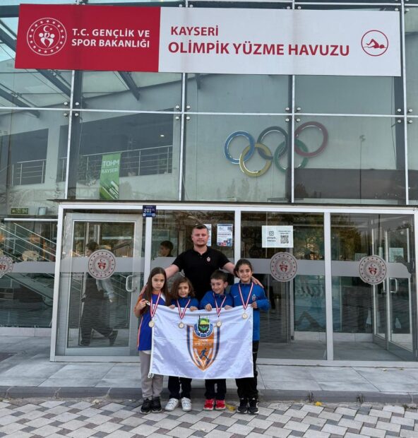 İNEGÖL BELEDİYESİ SPORCULARINDAN YÜZMEDE TÜRKİYE DERECELERİ