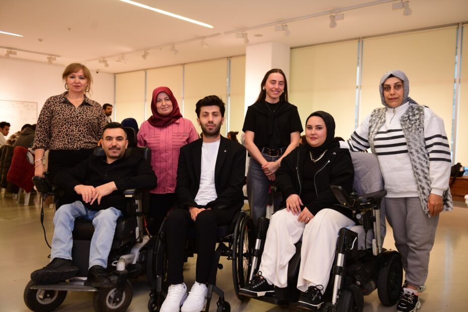 Osmangazi Belediyesi’nden Engelli Bireylere Ücretsiz E-KPSS Hazırlık Kursu