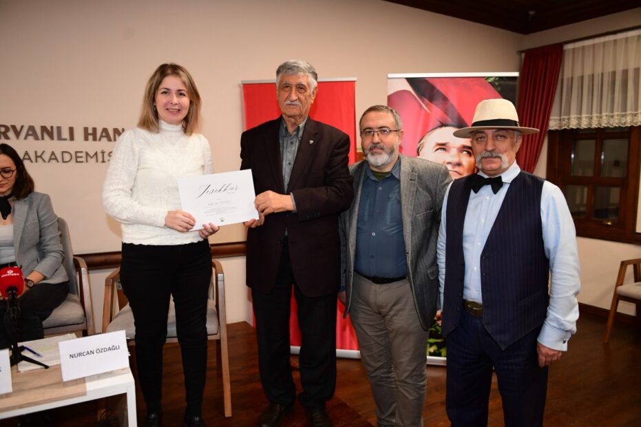 Osmangazi’de 7’den 70’e Felsefe Yolculuğu Başladı