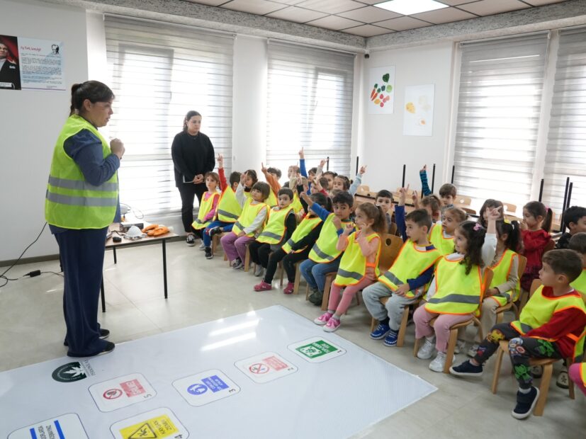 Osmangazi Kreşlerinde Miniklere İş Güvenliği Eğitimi