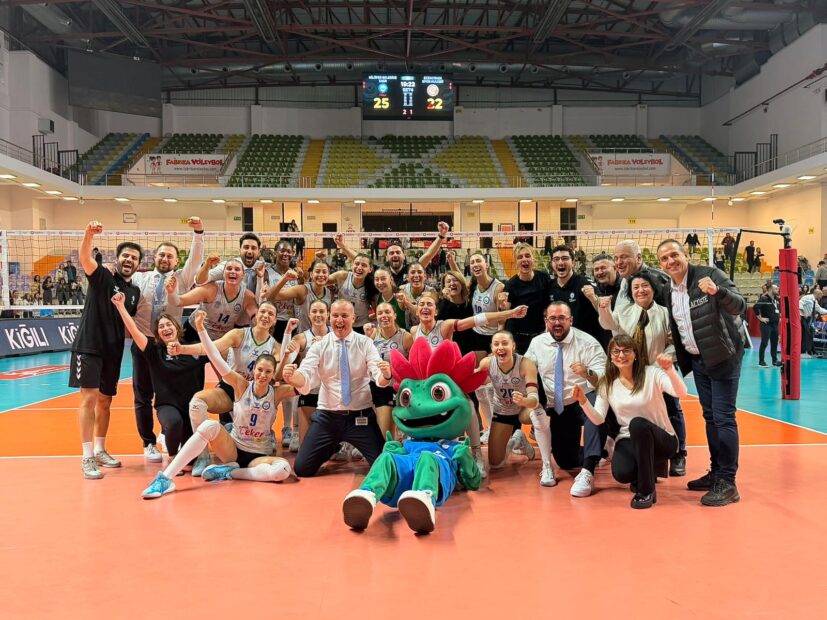 Nilüfer Belediyespor Eker, Eczacıbaşı Dynavit’i 3-1 mağlup etti