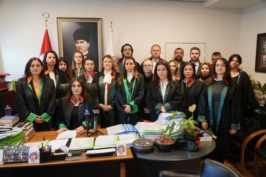 BURSA BAROSU KADIN HAKLARI MERKEZİ:  KADINLAR YAŞAYACAK, ŞİDDET DURACAK!