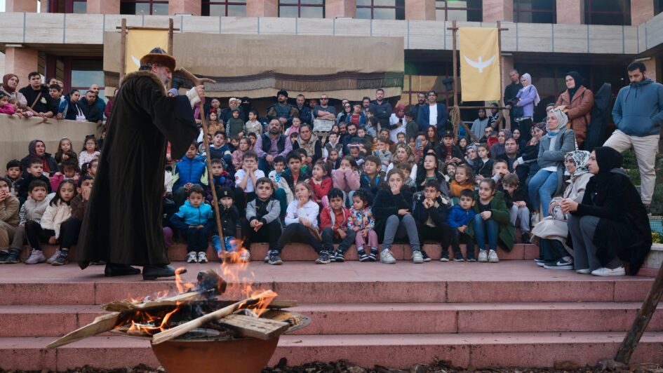 YILDIRIMLI ÇOCUKLAR KÜLTÜR VE SANATLA BÜYÜYOR