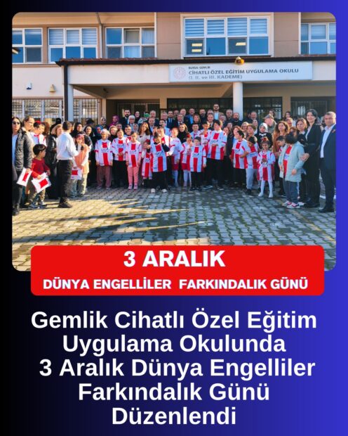 Öğrencilere Gemlikspor Forması Hediye Edildi