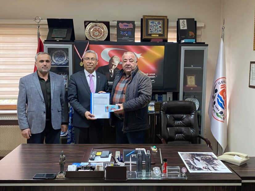 Gemlik Ticaret Borsası’ndan Eğitime 200 Bin TL’lik Kırtasiye Desteği