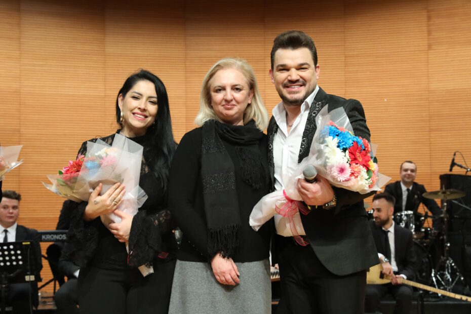 BURSA’DA ‘BALKAN VE ROMAN GECESİ’ COŞKUSU