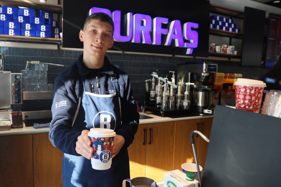 BÜYÜKŞEHİR’DE ENGELLER SEVGİYLE AŞILIYOR