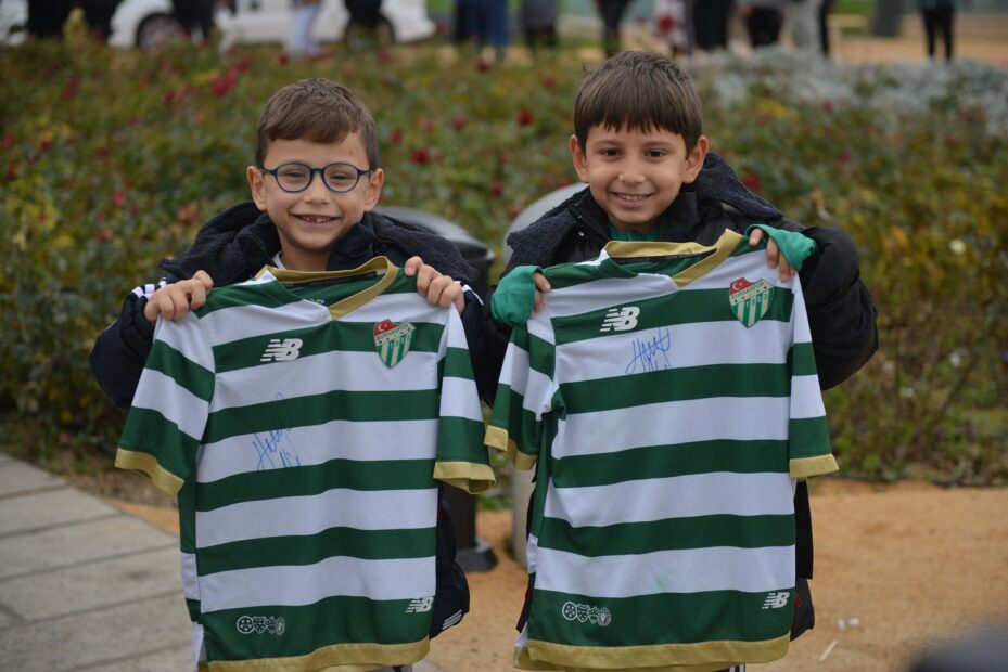 ‘YENİ YIL MEYDANI’NDA BURSASPOR COŞKUSU