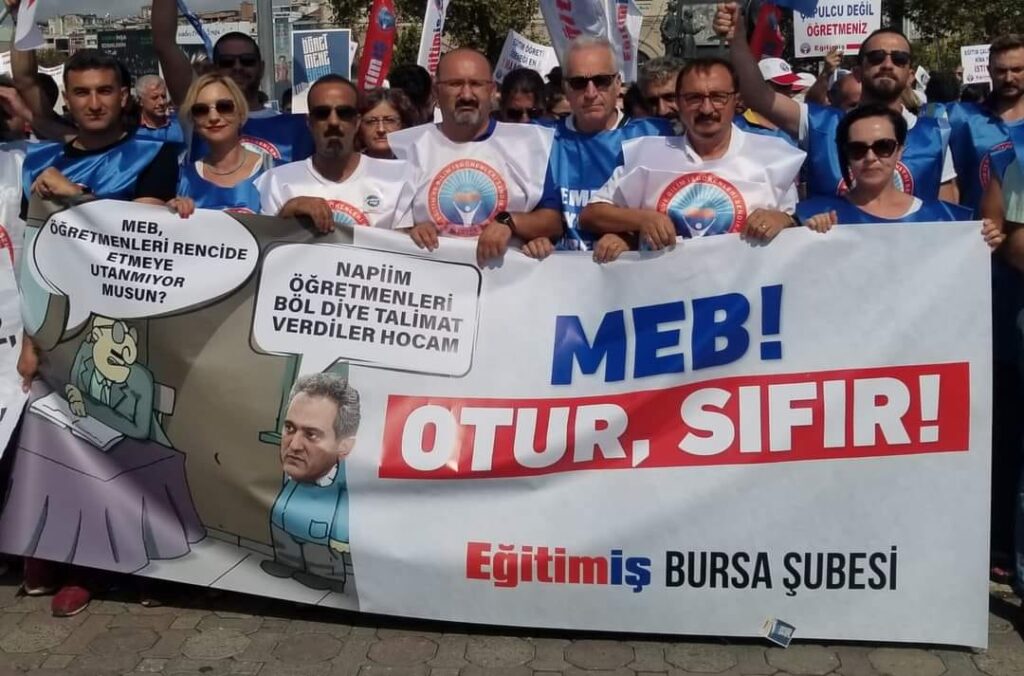 YELİZ TOY; “MEB’İN MAZİ DEDİĞİ ORTAÇAĞ KARANLIĞIDIR!” (VİDEOLU HABER)