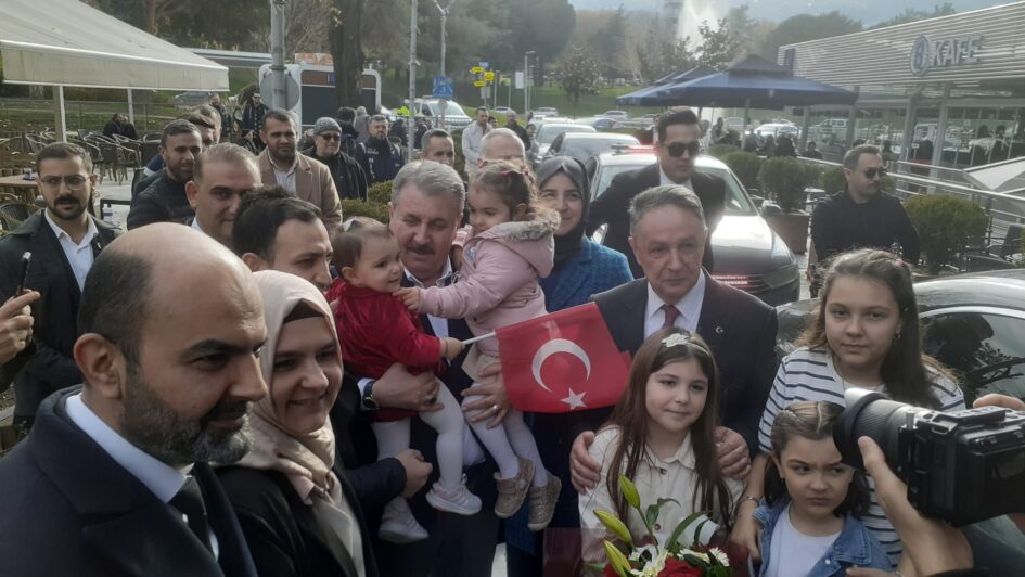 Mustafa Destici BBP İl kongresinde Konuştu; “Devletin Af Yetkisi Doğru Değildir”