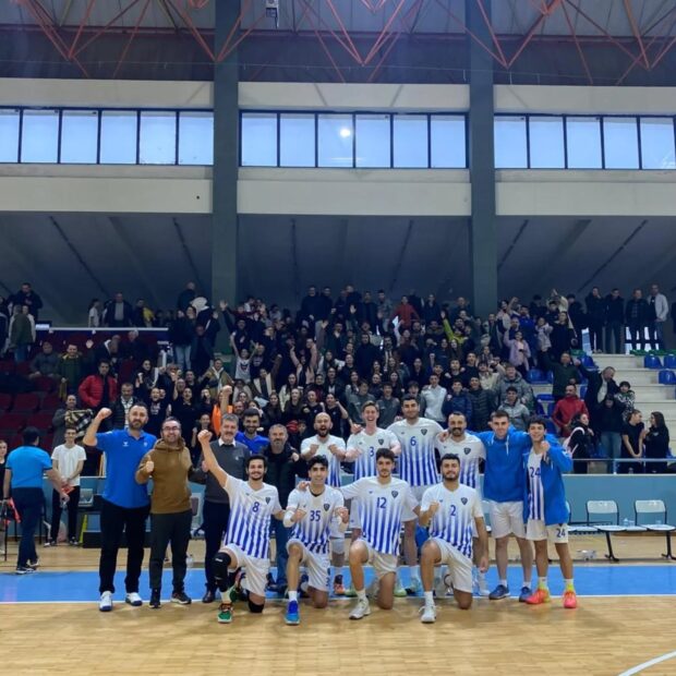 KARACABEY BELEDİYESPOR FENERBAHÇE’YE SET VERMEDİ: 3-0