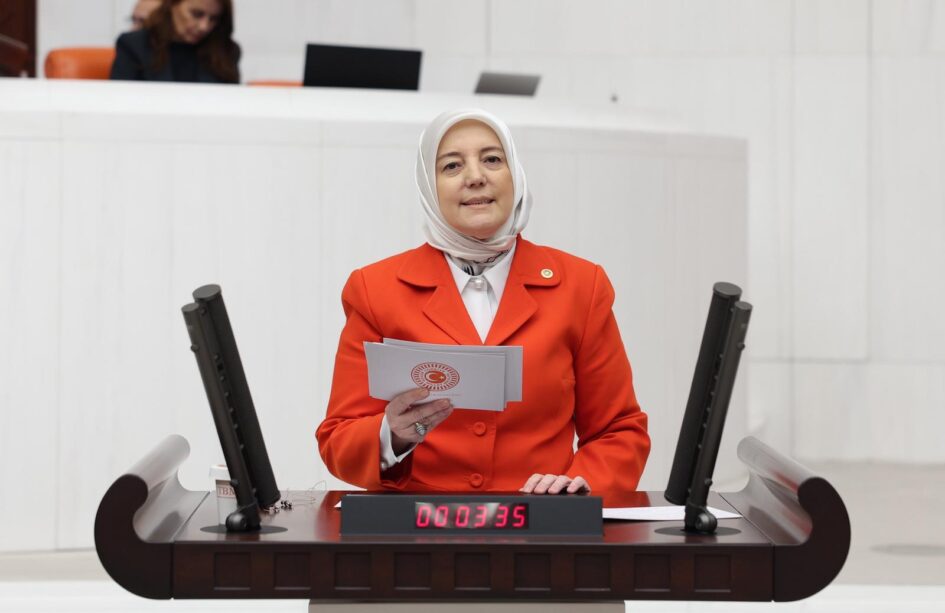 VEKİL EMİNE YAVUZ GÖZGEÇ: “ÇELİK KUBBENİN ALTINDA DAHA YAPACAK ÇOK İŞİMİZ VAR.”