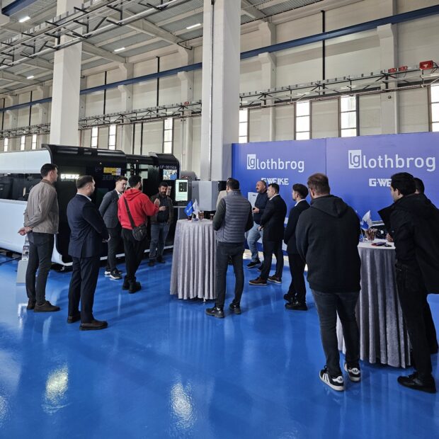 SEKTÖR PROFESYONELLERİ YÜKSEK TEKNOLOJİYLE BULUŞTU…