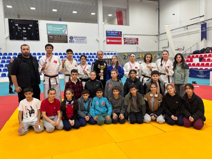 Gemlik Belediyespor Judocuları Şampiyon