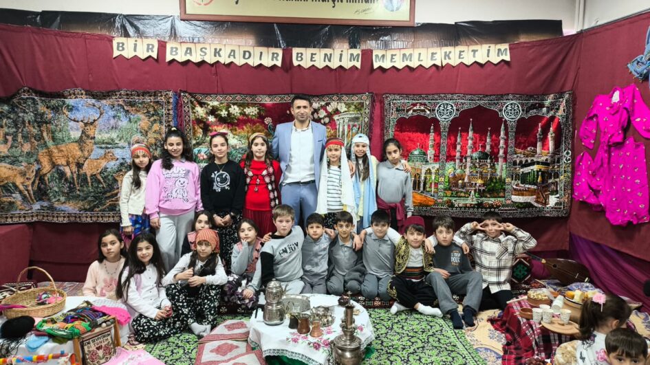 Kurtul Şehit Cem Üner İlkokulunda Kültürel Şenlik Tadında Yerli Malı Haftası Etkinliği…