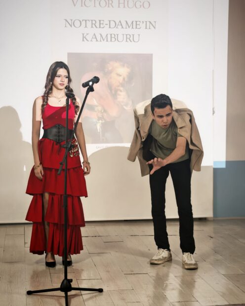 Gemlik Celal Bayar Anadolu Lisesinde Dünya Roman Kahramanları Canlandı