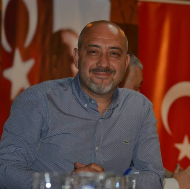 Serkan Kaynar’dan Çekilme İddialarına Sert Yanıt: “Bu Yarışta Varız,Hem de Sonuna Kadar!”