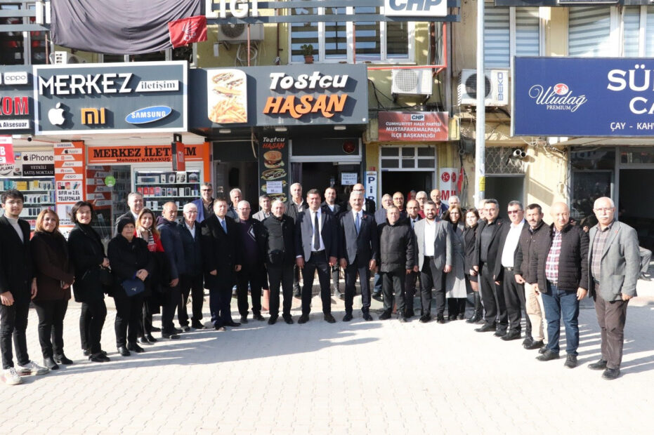 Nihat Yeşiltaş’tan Mustafakemalpaşa’da seçim mesajı: Çarşı-pazar yangın yeri, çözüm sandık!