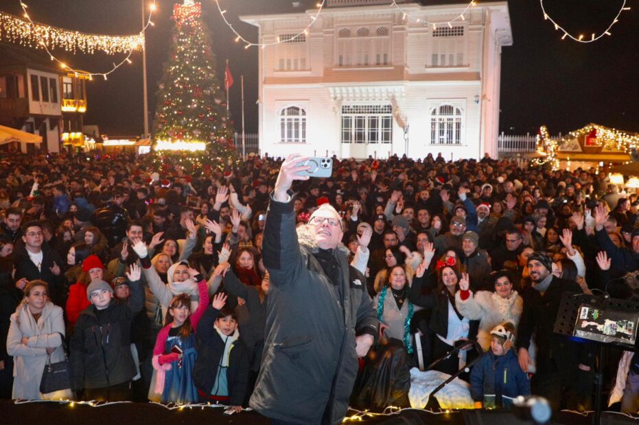 MUDANYA YENİ YILA UMUT VE DAYANIŞMAYLA GİRDİ