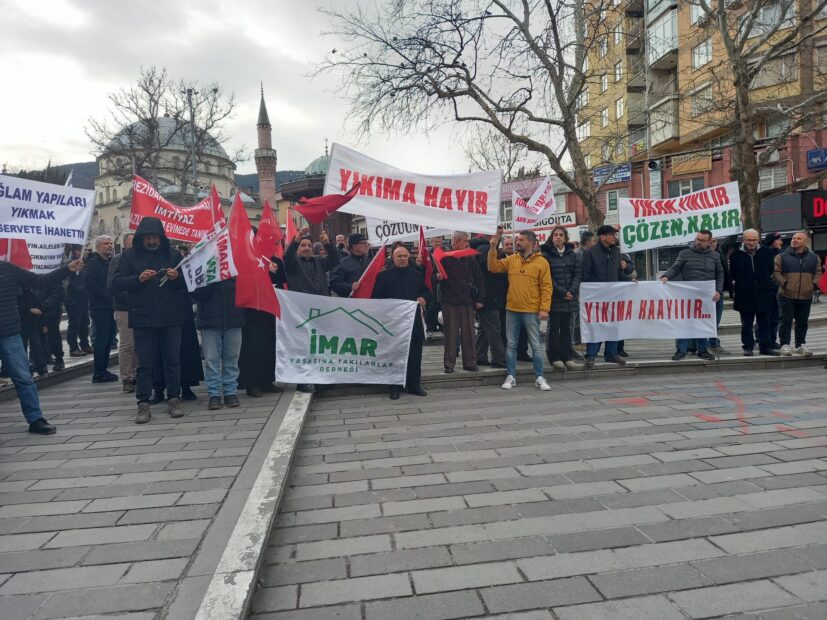 İMAR YASASINA TAKILANLAR DERNEĞİ MEYDANLARDAN SESLENDİ; “YIKIM ÇÖZÜM DEĞİLDİR! “
