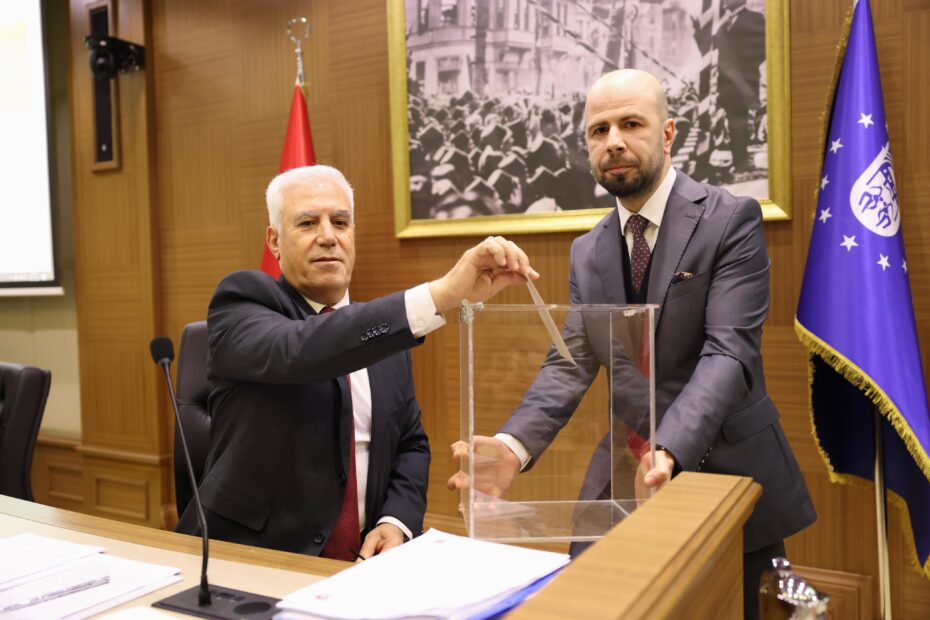 BAŞKAN BOZBEY, “ŞEFFAFLIKTAN ASLA GERİ DURMAM”