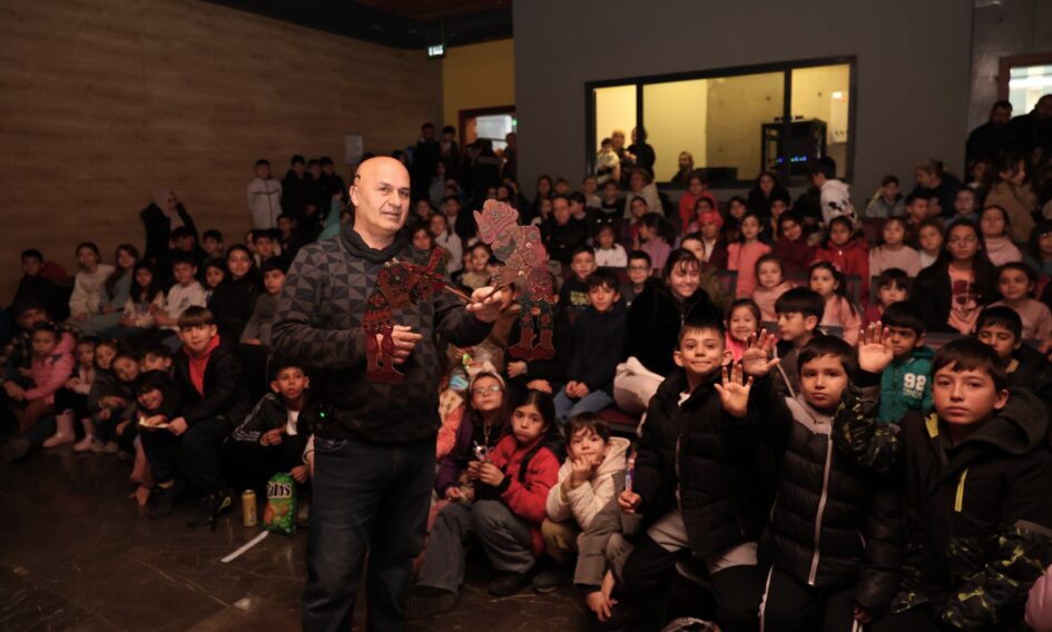 Osmangazi’de Gölge Oyunu Karagöz’e Çocuklardan Büyük İlgi