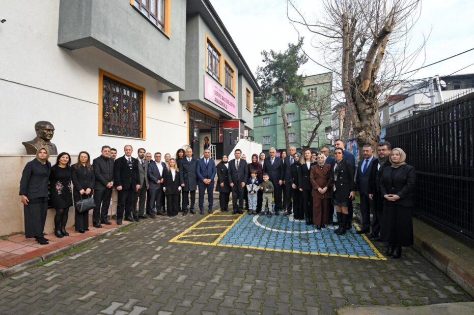 Bursa Protokolü Özel Çocukların Karne Gününde Bir Araya Geldi