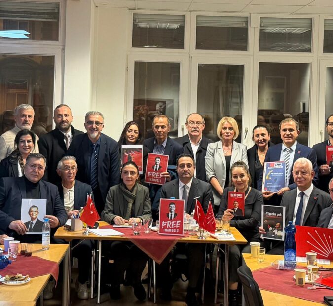 NURHAYAT ALTACA KAYIŞOĞLU’NDAN ALMANYA’DA İSLAMOFOBİ VE ÇİFTE VATANDAŞLIK VURGUSU 