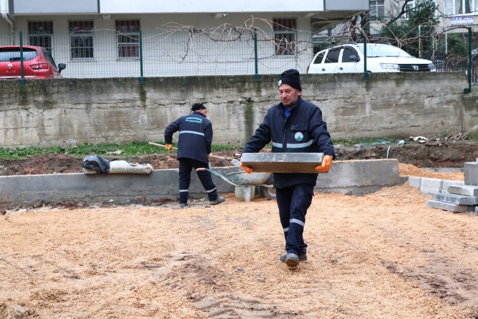 Eski Parklar İlk Günkü İhtişamına Kavuşuyor