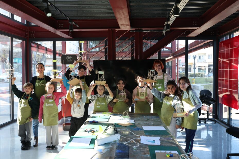 Nilüferli çocukların tatili dolu dolu geçiyor