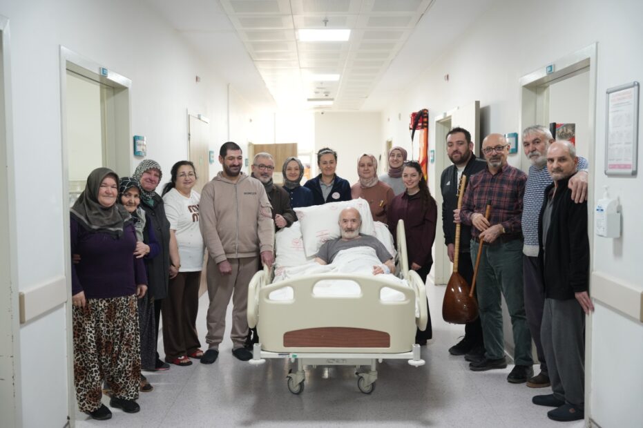 YENİŞEHİR’DE MÜZİĞİN İYİLEŞTİRİCİ GÜCÜ: HASTALARA MORAL KONSERİ