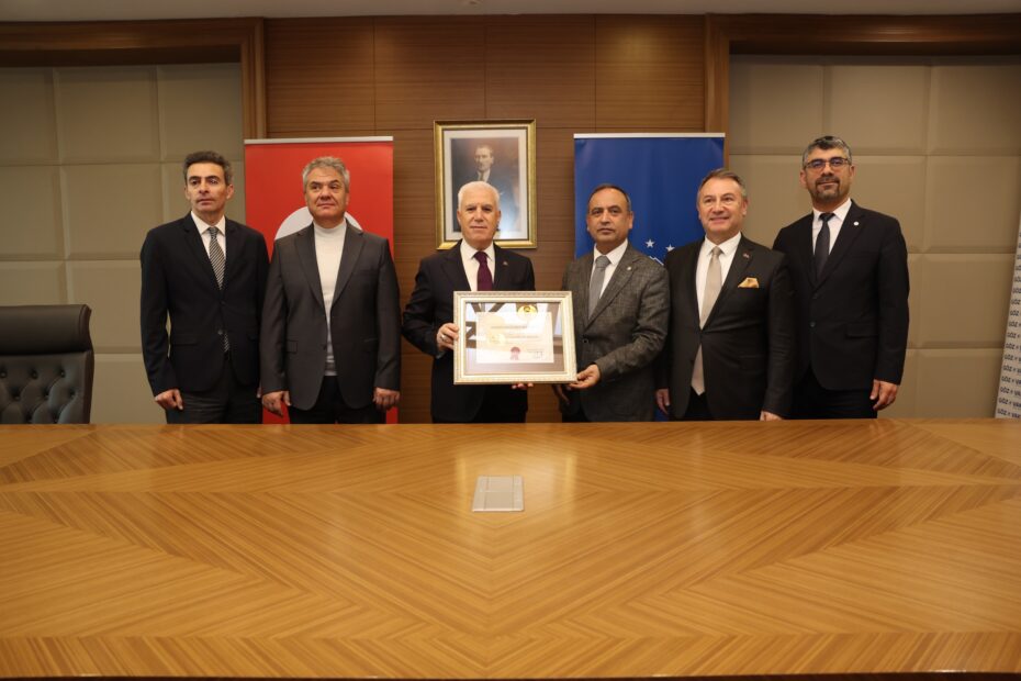 BURSA BÜYÜKŞEHİR, ‘SAĞLIĞI GELİŞTİREN BELEDİYE’ UNVANINI YENİLEDİ