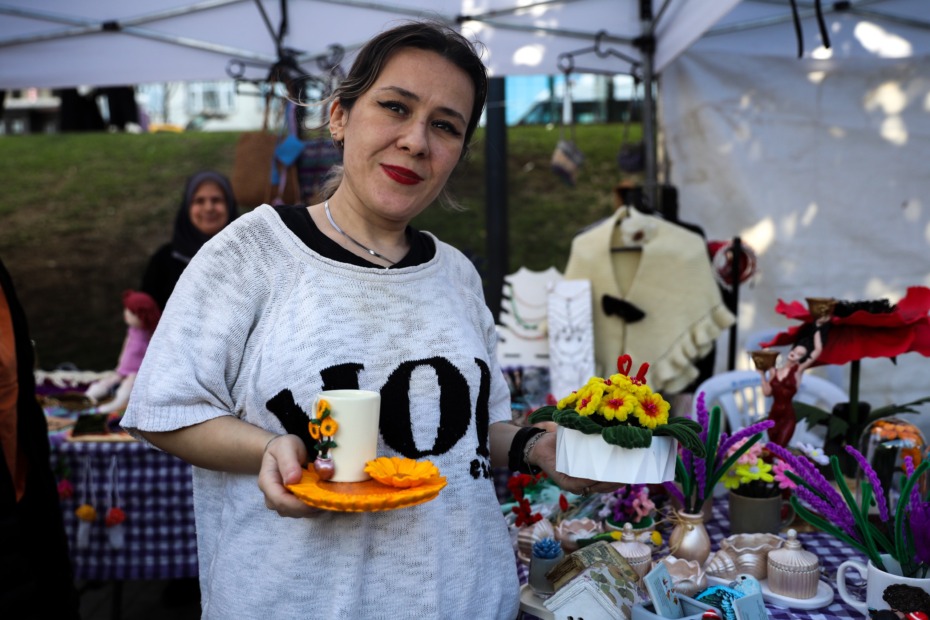 ‘MEYDAN KADINLARIN’ DAYANIŞMA PAZARI DOLDU TAŞTI