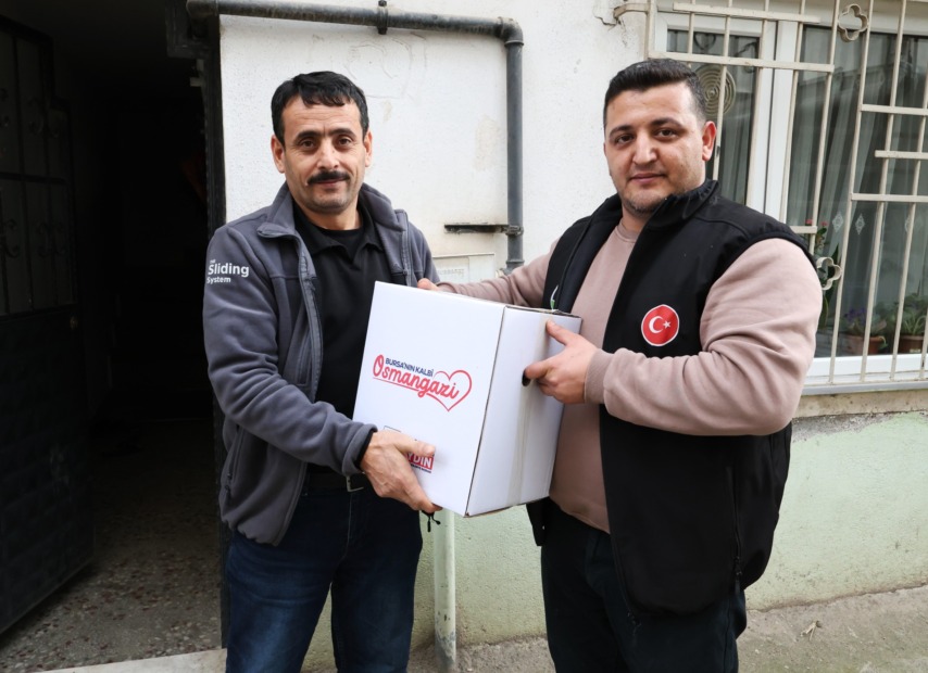 Osmangazi’de İhtiyaç Sahiplerine Erzak Desteği