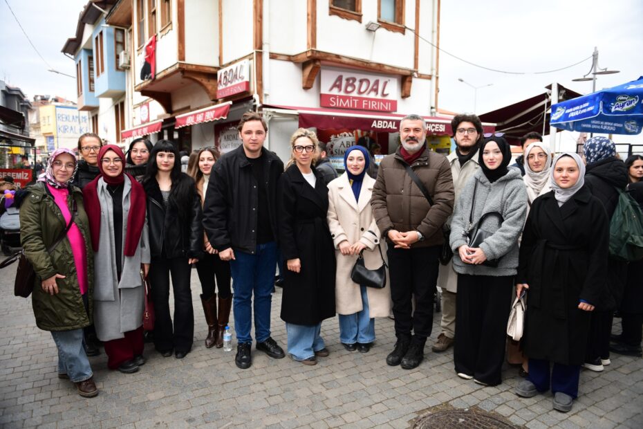 Osmangazi’de Bursa’nın Dünyaca Ünlü Lezzetleri Gençlere Aktarılıyor
