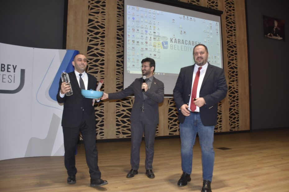 KARACABEY BELEDİYESİ’NDEN SINAV YOLCULUĞUNDA GENÇLERE TAM DESTEK