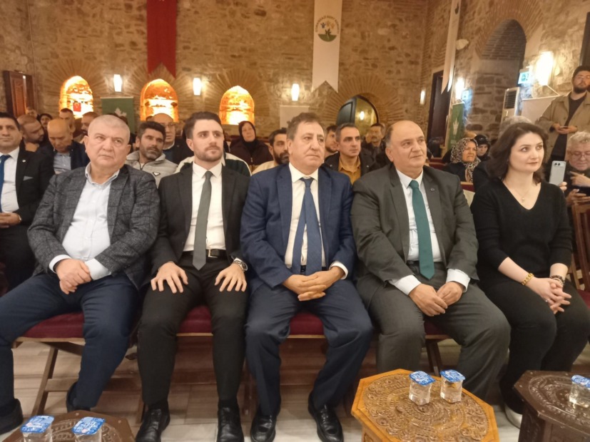 Gelecek Partisi Bursa’da Kadıoğlu Güven Tazeledi