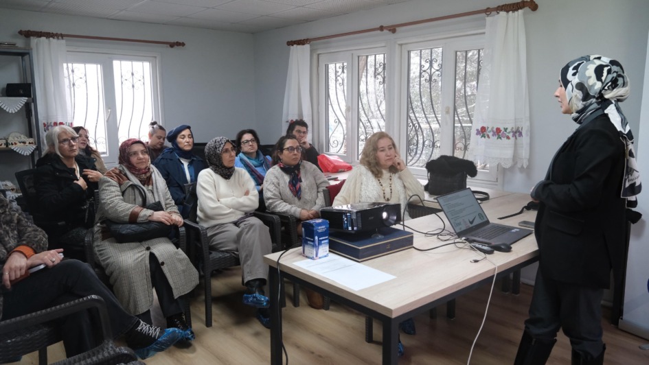 YILDIRIM’DAN KADINLARA E-TİCARET EĞİTİMİ