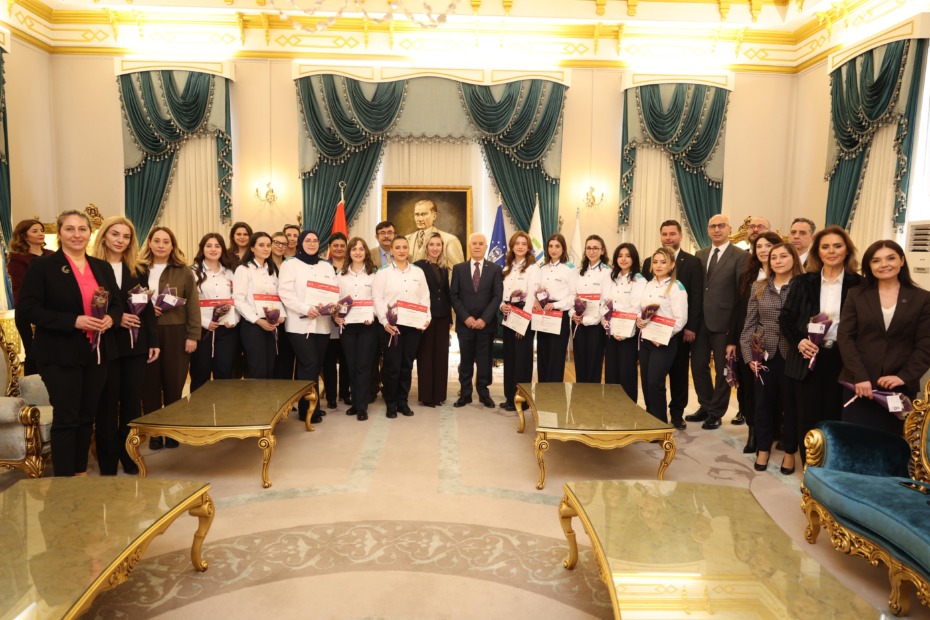 BURSA’NIN RAYLARI KADINLARA EMANET