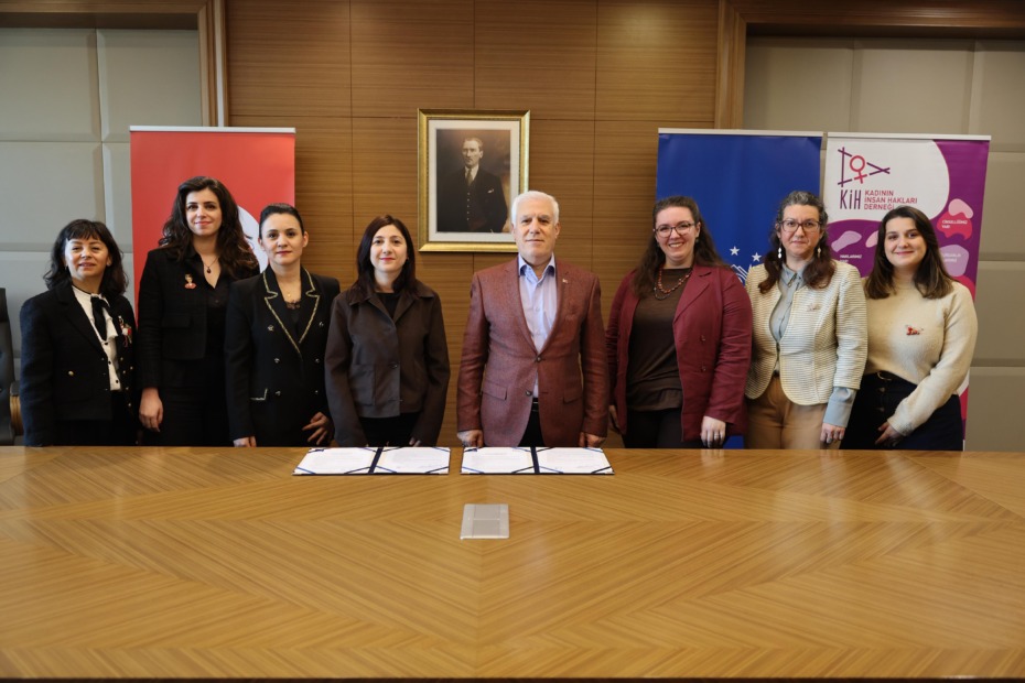 BURSA BÜYÜKŞEHİR’DEN KADINLARA HAK BİLİNCİ DESTEĞİ